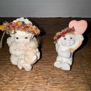 Dreamsicles Set Of 2 Cherub Angels Wearing Wildflower Halos